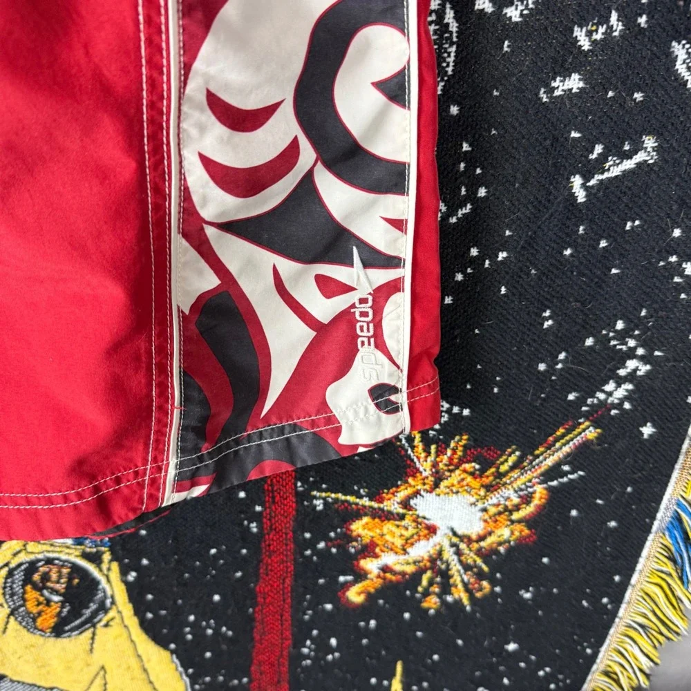 Speedo Mens Board Shorts Red Tribal Print Swim Trunks Lace Up Mesh Lined XL